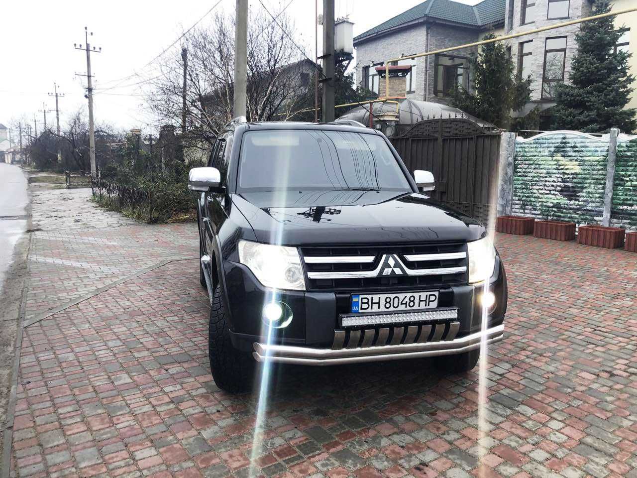 Mitsubishi Pajero Wagone MAXIMAL (3.0 газ/бензин, кожа, панорама)