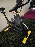 Bicicleta estática top de gama (20 kg-f)