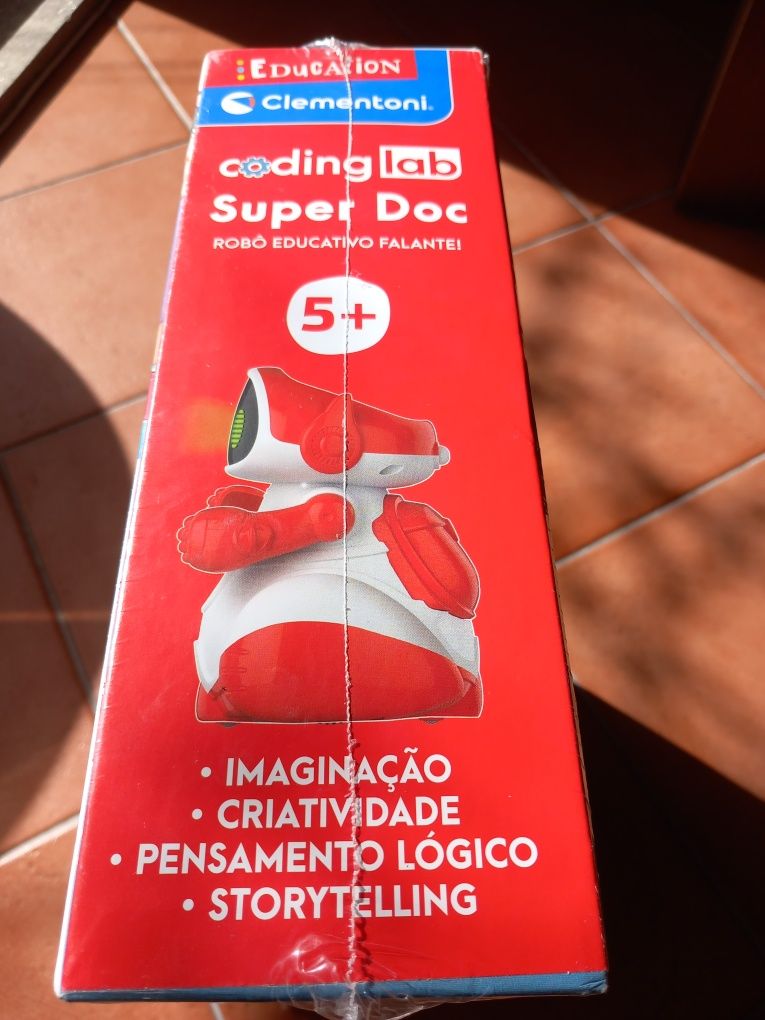 Brinquedo: Super Doc - Robô educativo falante