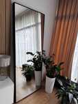 Duże lustro wiszaco stojace