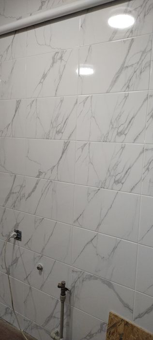 Плитка глянцева нова