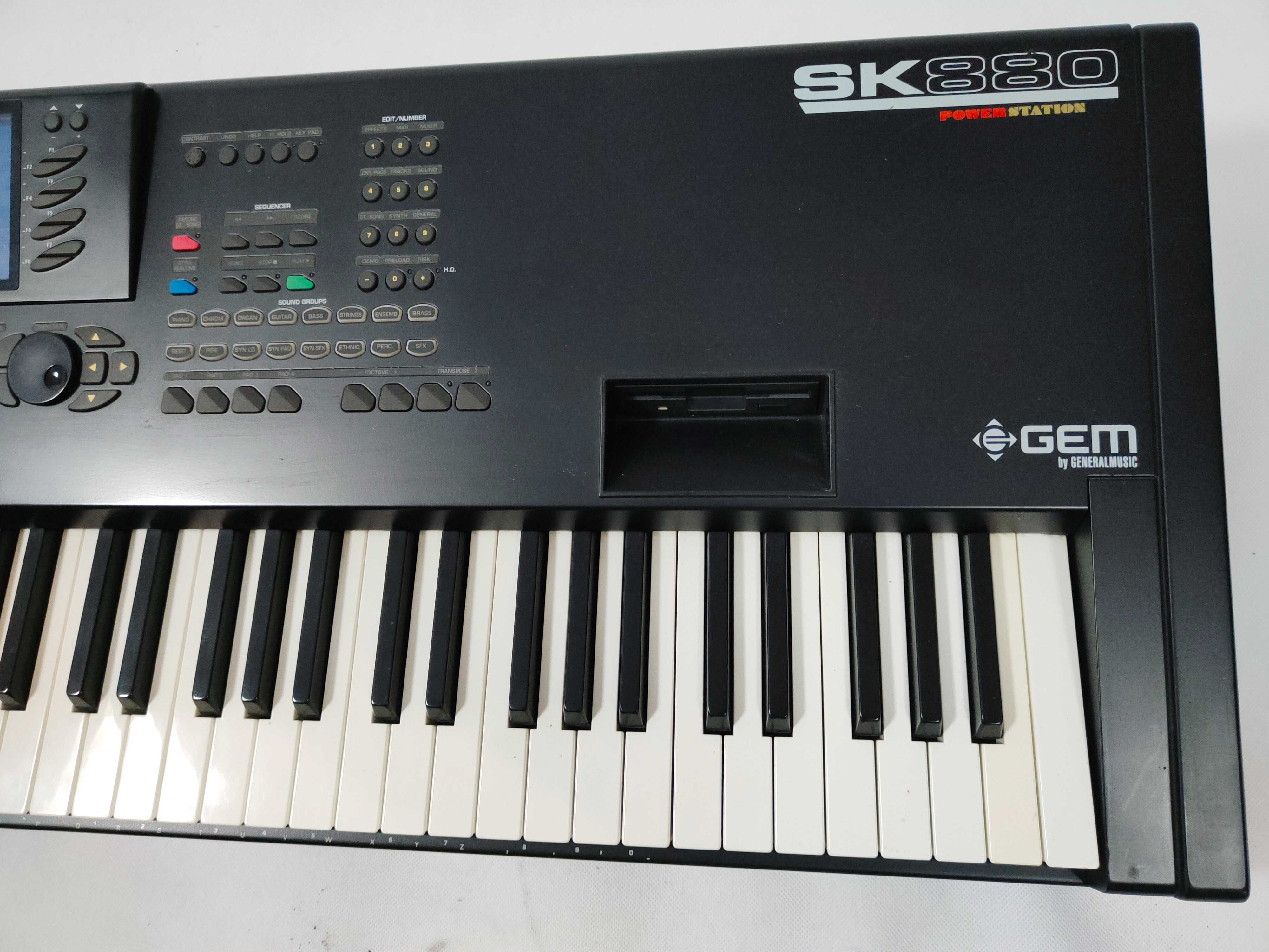 General Music GEM SK880 Keyboard/Syntezator/piano