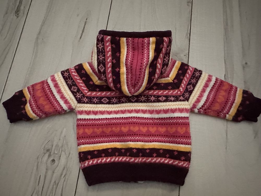 Sweter, kurteczka roz.68 C&A