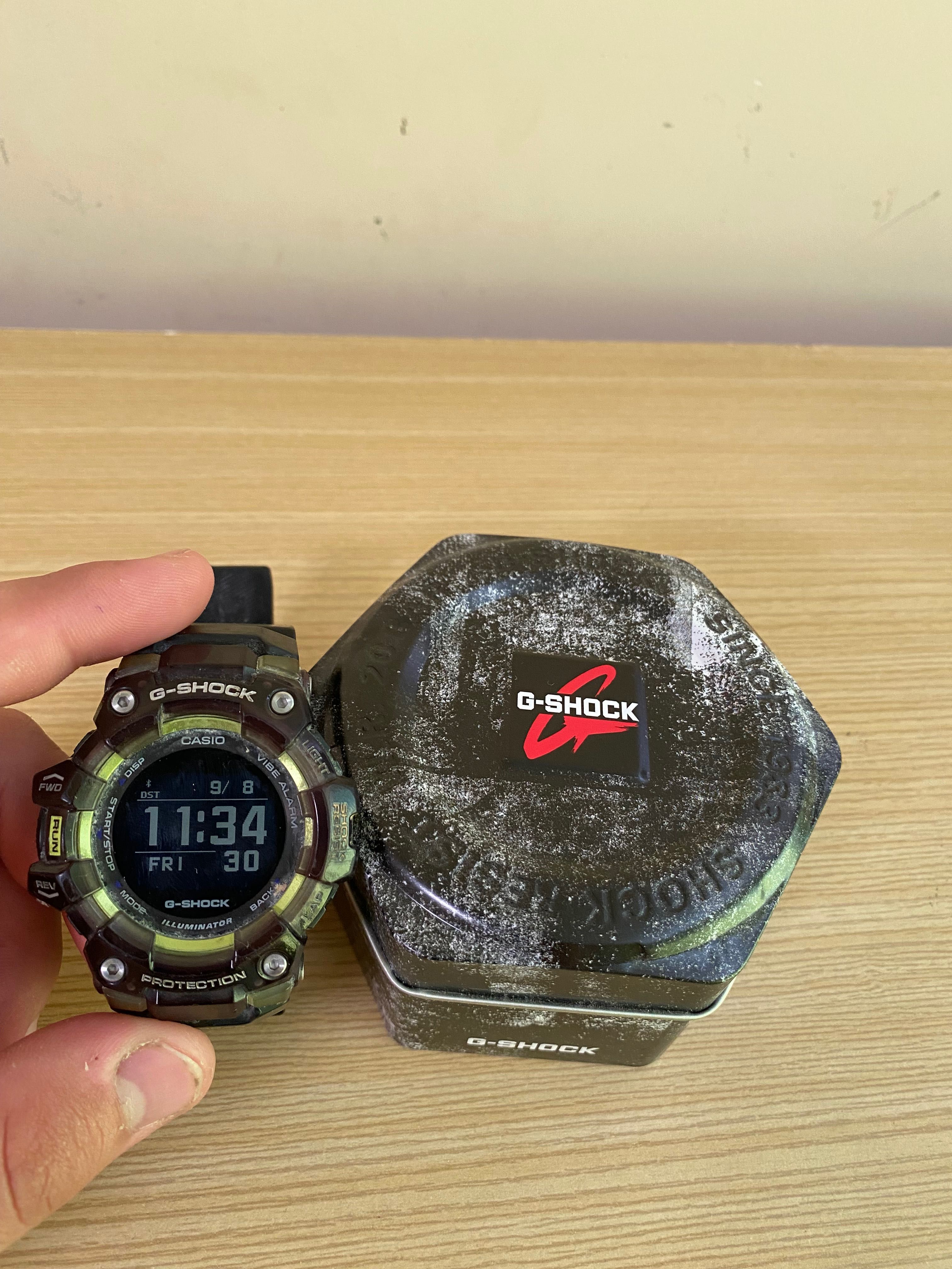 CASIO G-SHOCK WR20Bar (Resist 20bar)