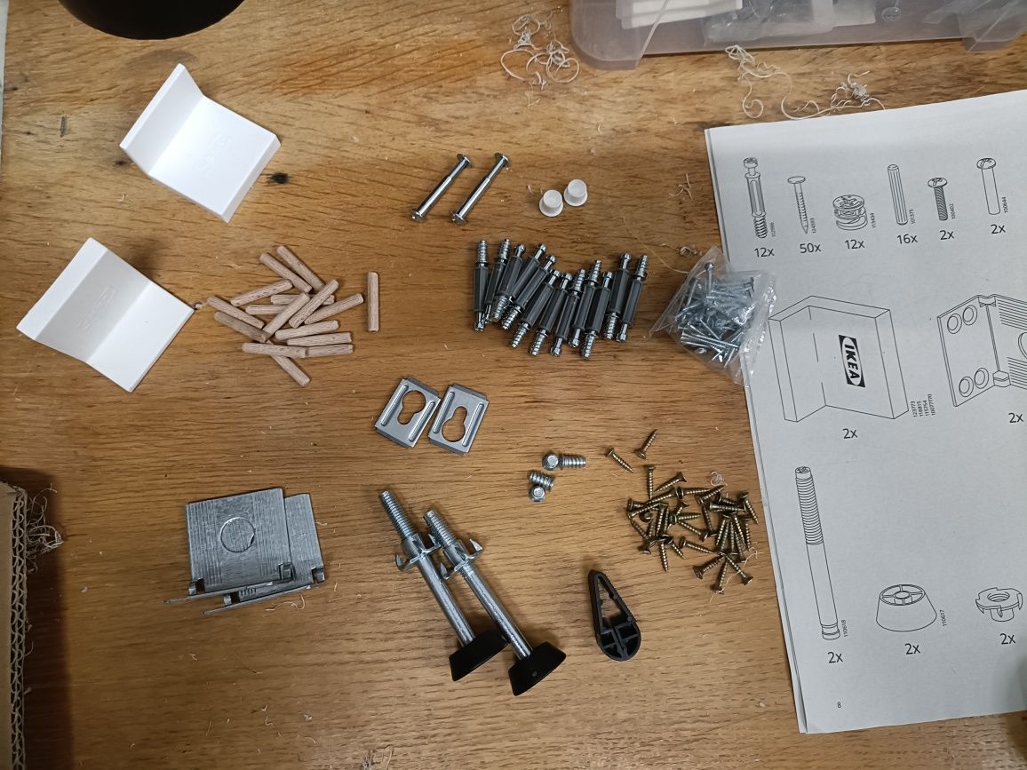 Estrutura Roupeiro IKEA Pax 100x58x201