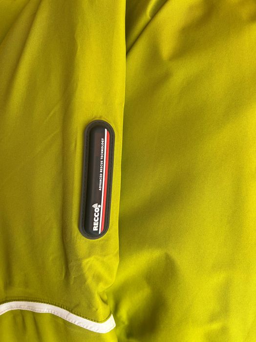 Лижний костюм з recco, gore-tex, trangoworld