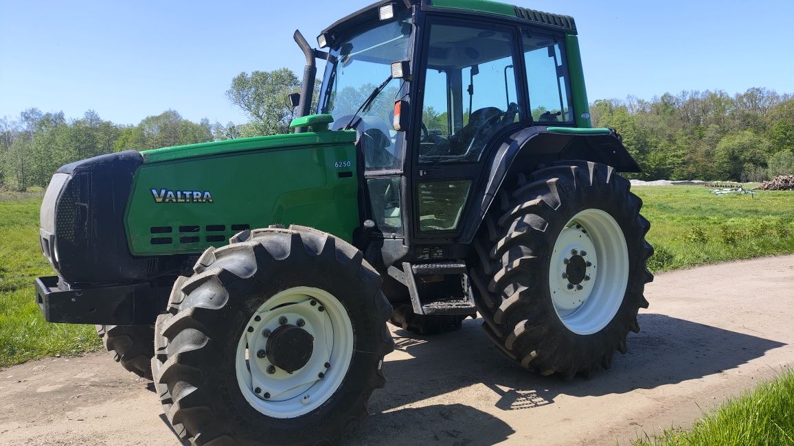 Valtra 6250 valmet 6550 oryginał nowe opony