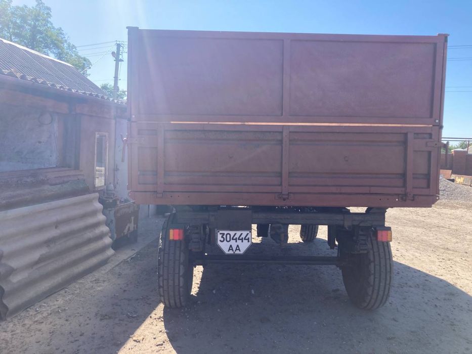 Продам прицем 2ПТС4