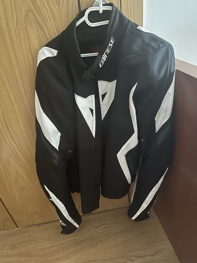 Casaco dainese n* 52