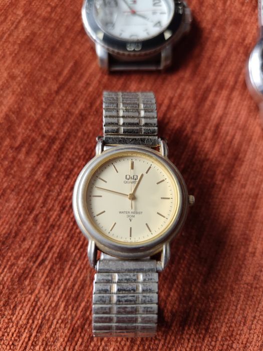 Продам годинники "Q&Q","Pierre Ricaud","Tommy Hilfiger".
