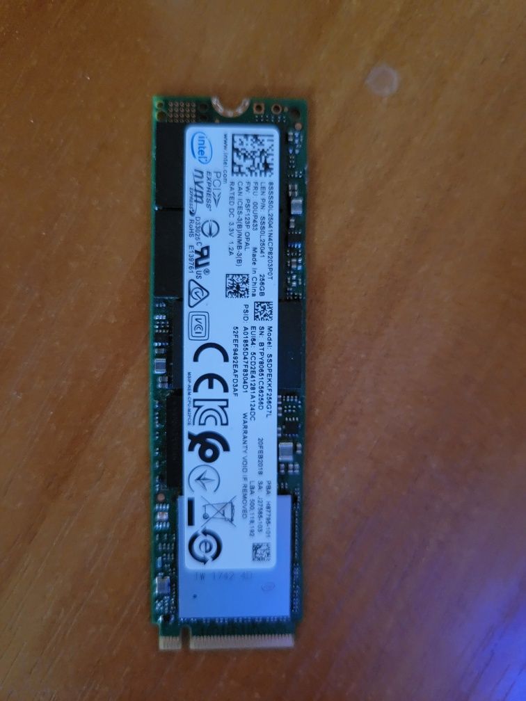 SSD Intel M.2 на 256Gb