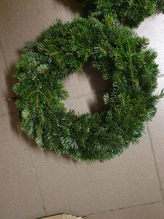 Wianek z gałązek jodły