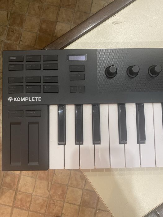 Komplete kontrol m32