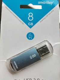 USB флешка на 8 GB