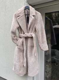 Beżowy kremowy pluszowy płaszcz teddy coat oversize Blue Deise