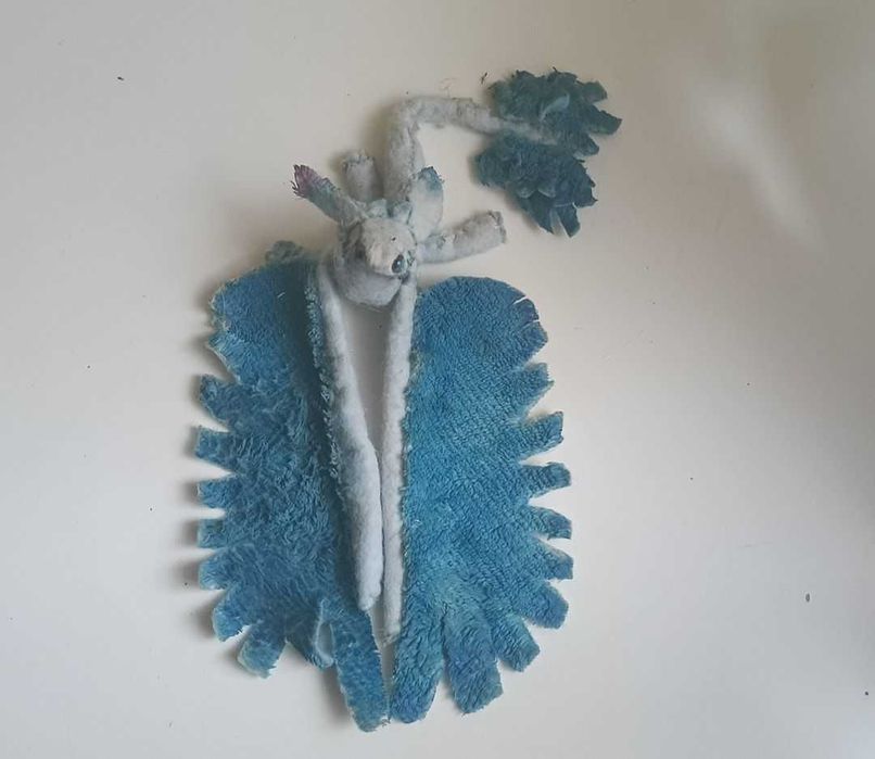 Zabawka zrobiona ręcznie, smok, jak wytresować smoka, szczerbatek.