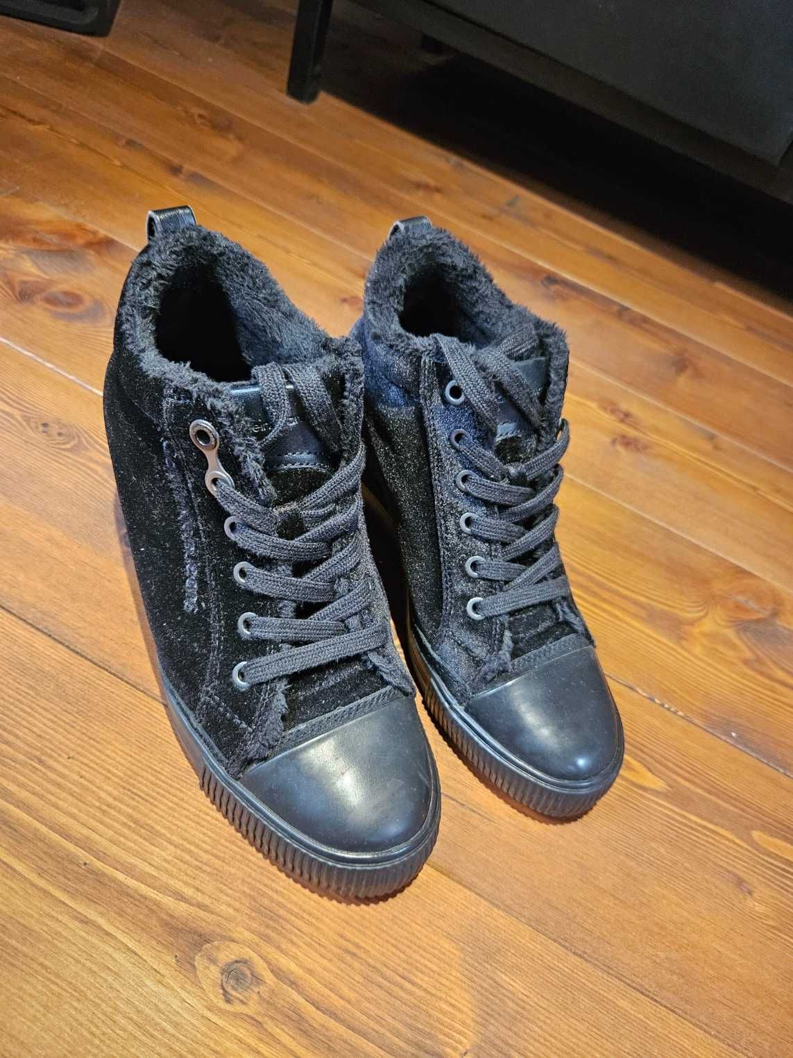 Sneakersy Calvin Klein 38
