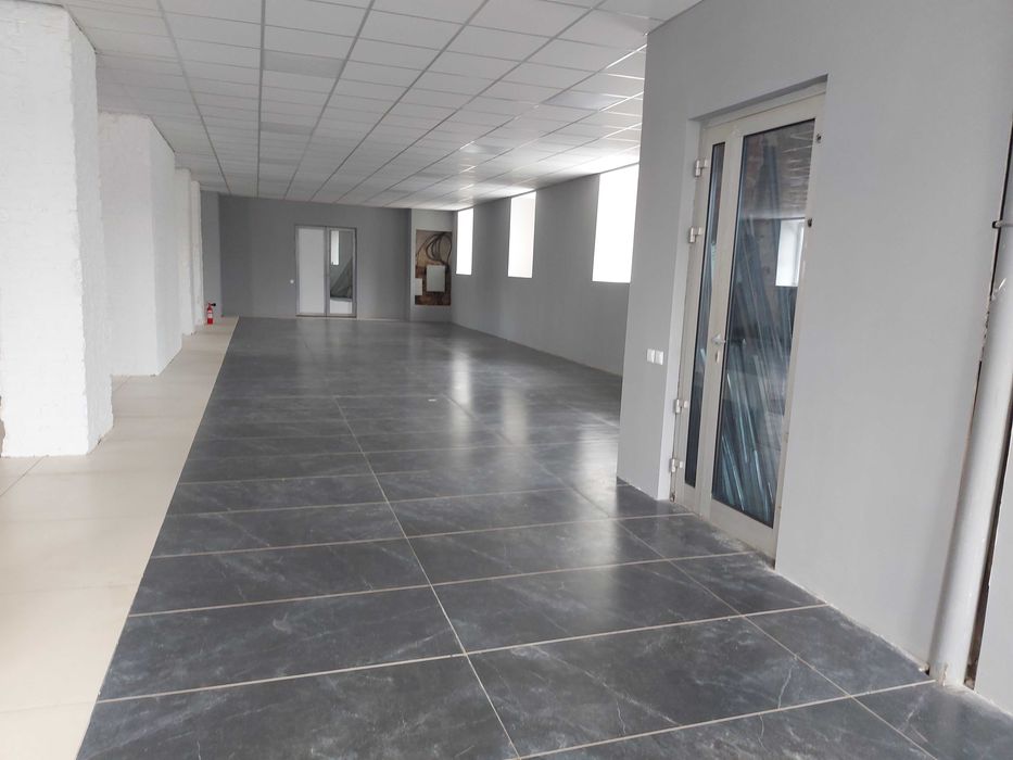 Сдам помещение в центре Чугуева, пл. 450 кв.м