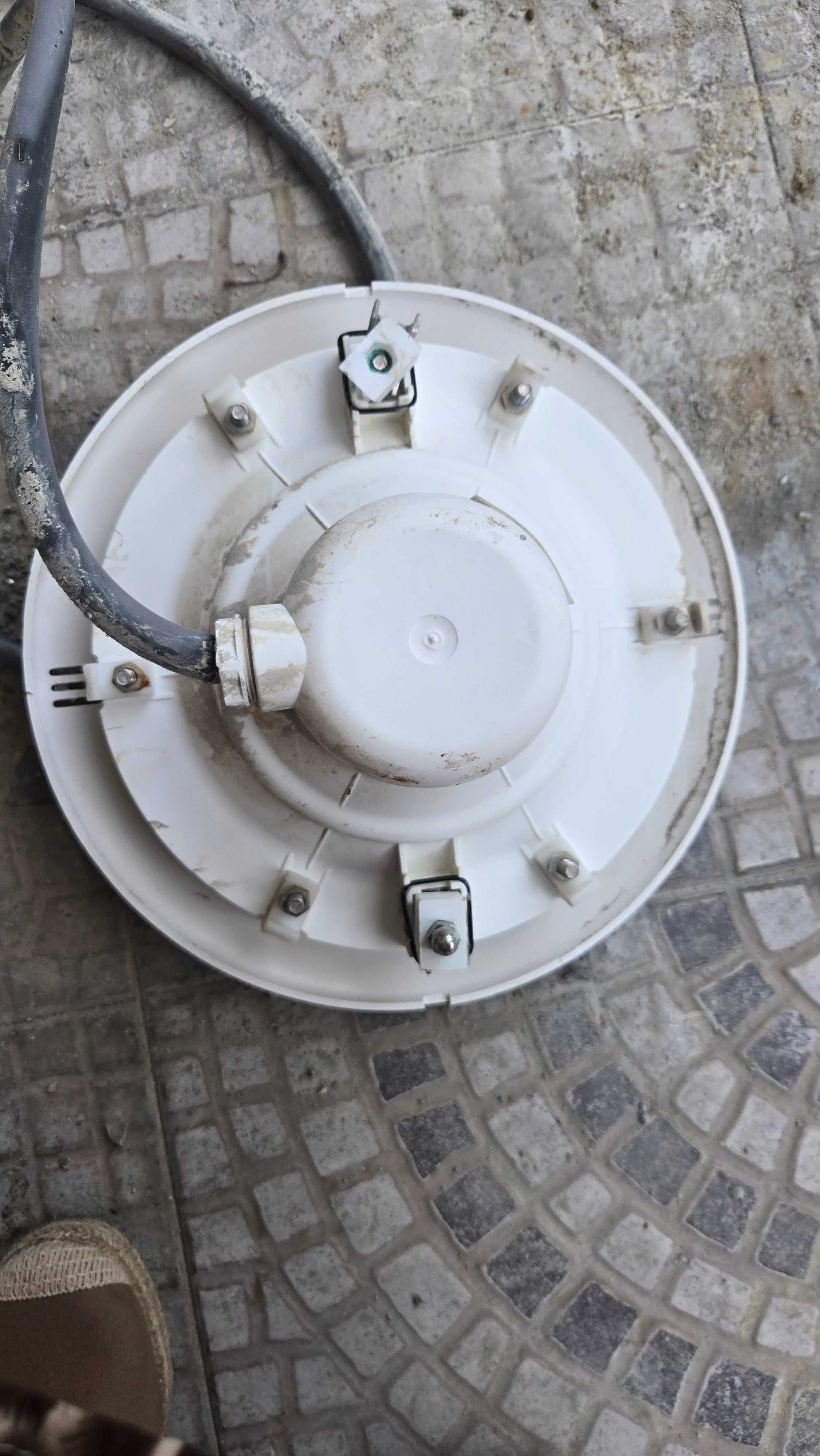 Lampada de piscina