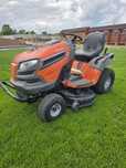 Traktorek kosiarka Husqvarna kawasaki v2