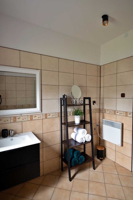 Domek letniskowy nad rzeką weekend noclegi Jura jacuzzi WOLNY WRZESIEŃ