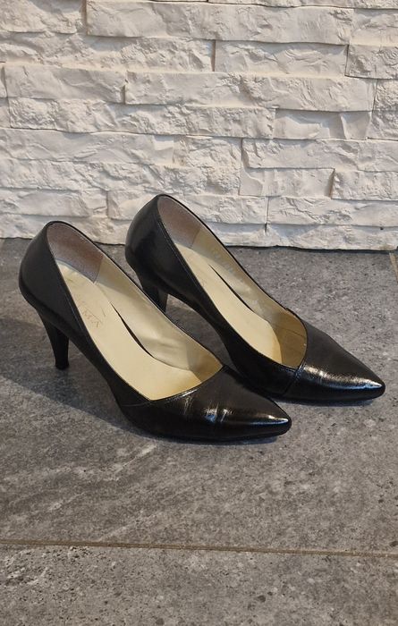 Skórzane Czółenka Ryłko r. 37 czarne