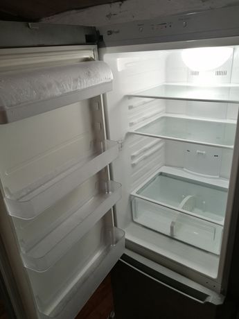Холодильник SAMSUNG самсунг