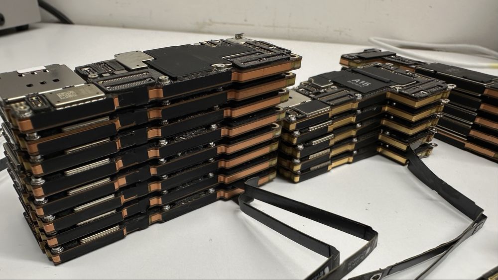 Плата icloud iphone 12,12pro,12pm,13,13p,13pm,14,14pro,14pm,15pm,15