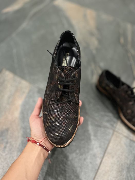 Шкіряні туфлі  з натуральної шкіри НОВІ !!