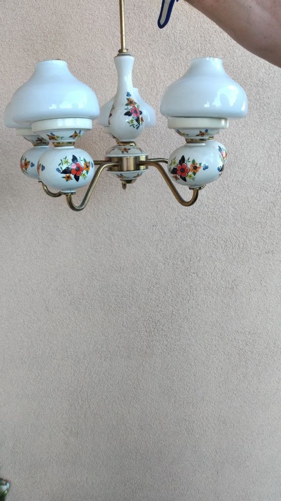 Żyrandol z lat 80