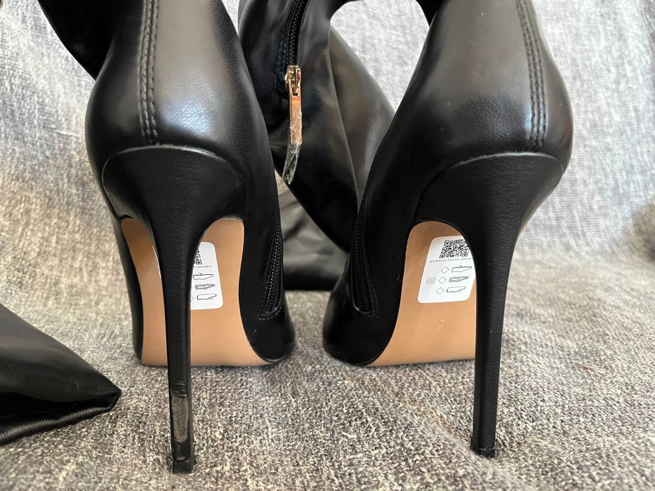 Muszkieterki Asos za kolano, skinny, szpilka