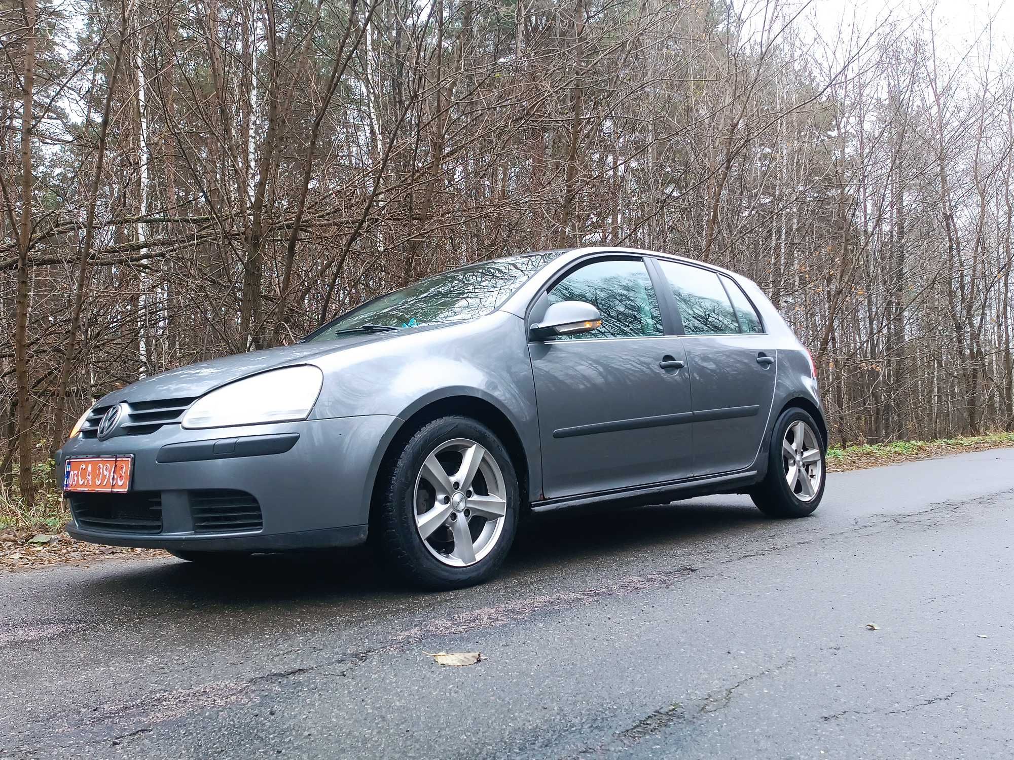 Продам Volkswagen golf 5  2005р.1,6 бензин.У хорошому стані