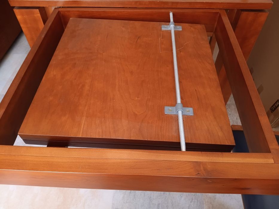 Mesa de sala de estar com 8 cadeiras