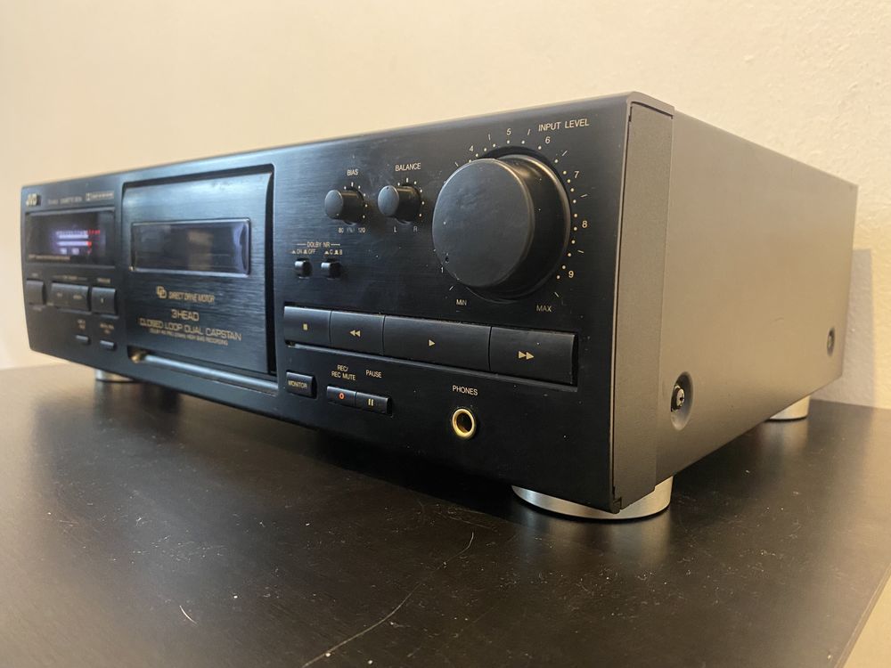 Касетна дека JVC TD-V562 3Head!