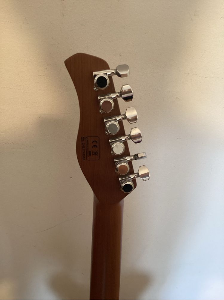 Guitarra Sire Larry Carlton T7