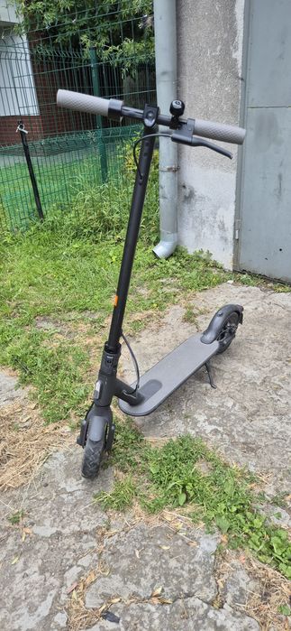 Hulajnoga elektryczna Xiaomi Mi Electric Scooter 1S