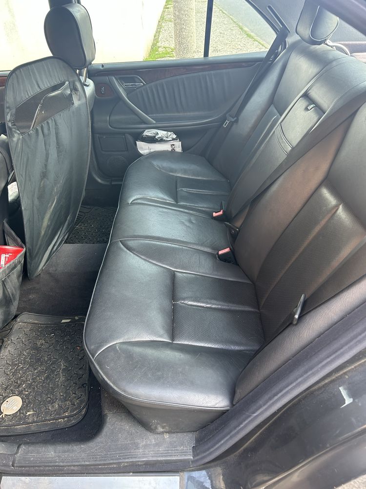 Mercedes E200 Kompressor 187cv