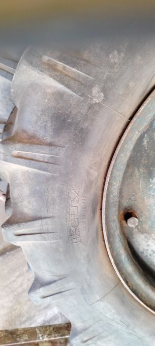 Opony  komplet 6.00 x 16"cena za 2 koła