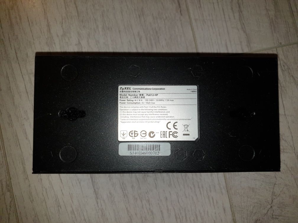 ZyXEL poE 12 H-P