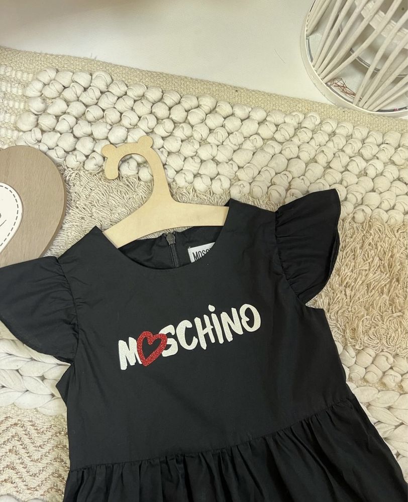 Платье Moschino на 2-3 года