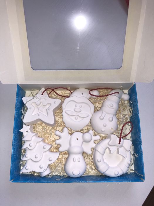 Гіпсові новорічні фігурки