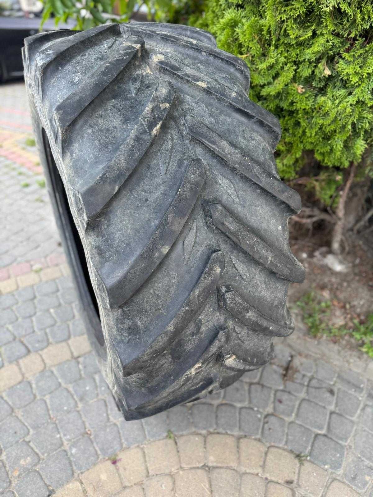 Opona Michelin XeoBib VF 520/60 r28