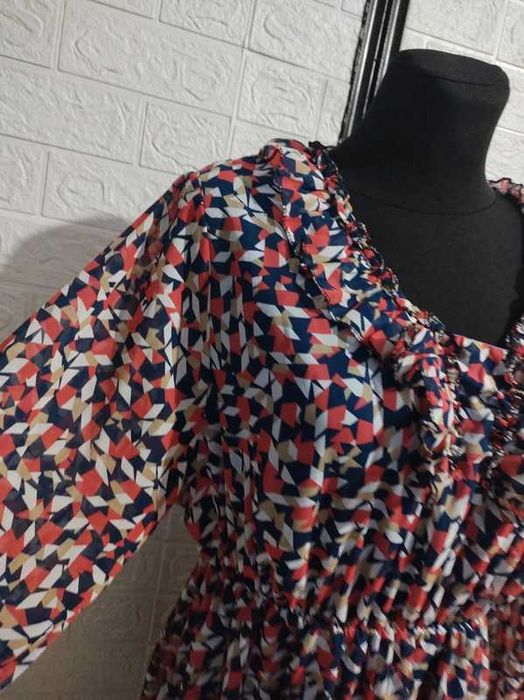 Sukienka rozmiar L stan idealny koktajlowa cena 30 zł
