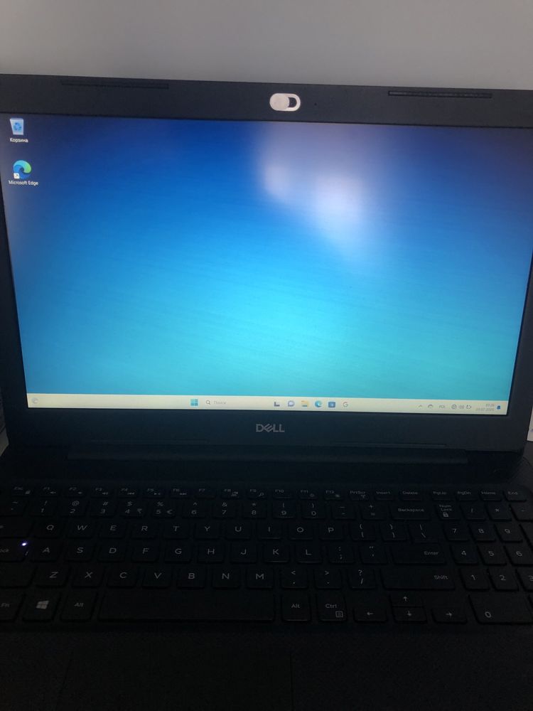 Laptop DELL w idealnym stanie