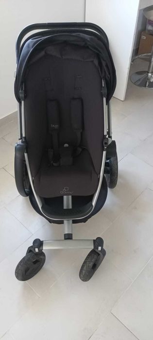 Carrinho bebe preto Quinny