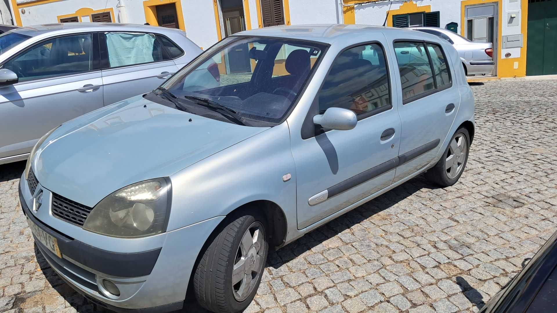 Renault Clio 1.5 dci 65 cv