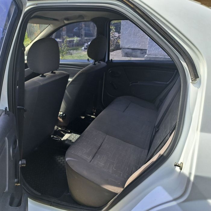 Продам рено логан