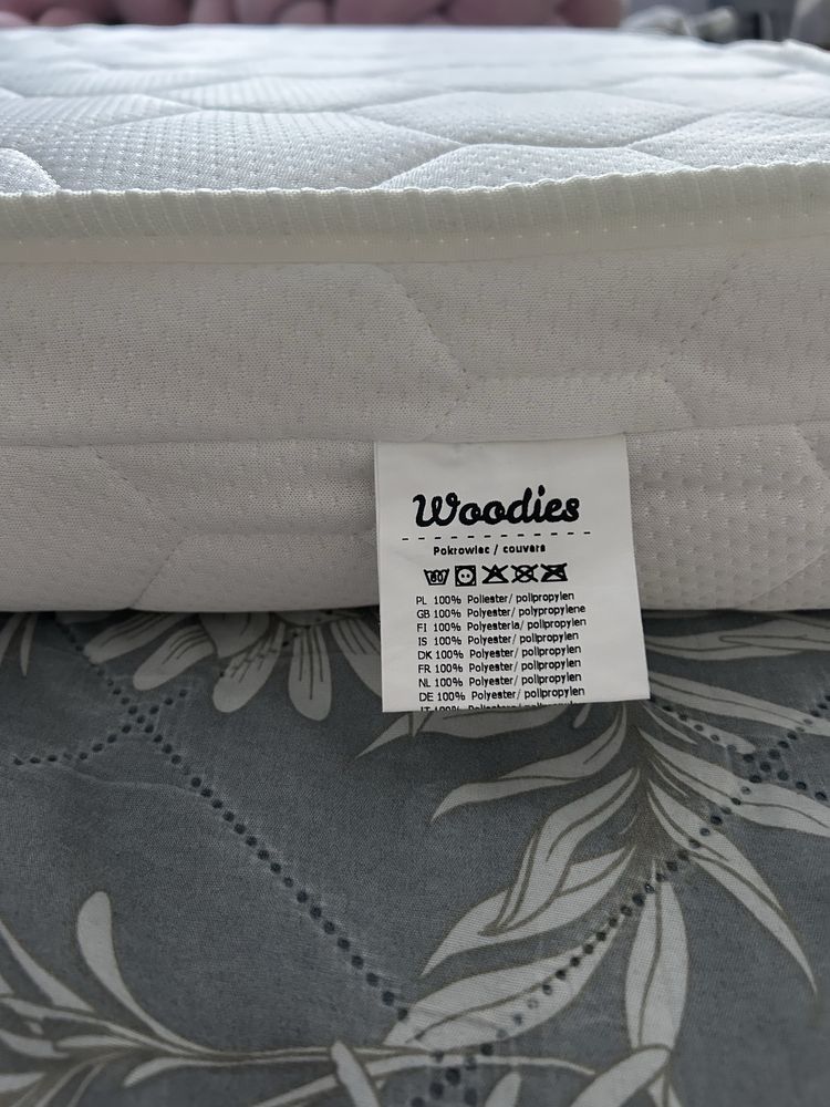 Łóżeczko Woodies Star Cot