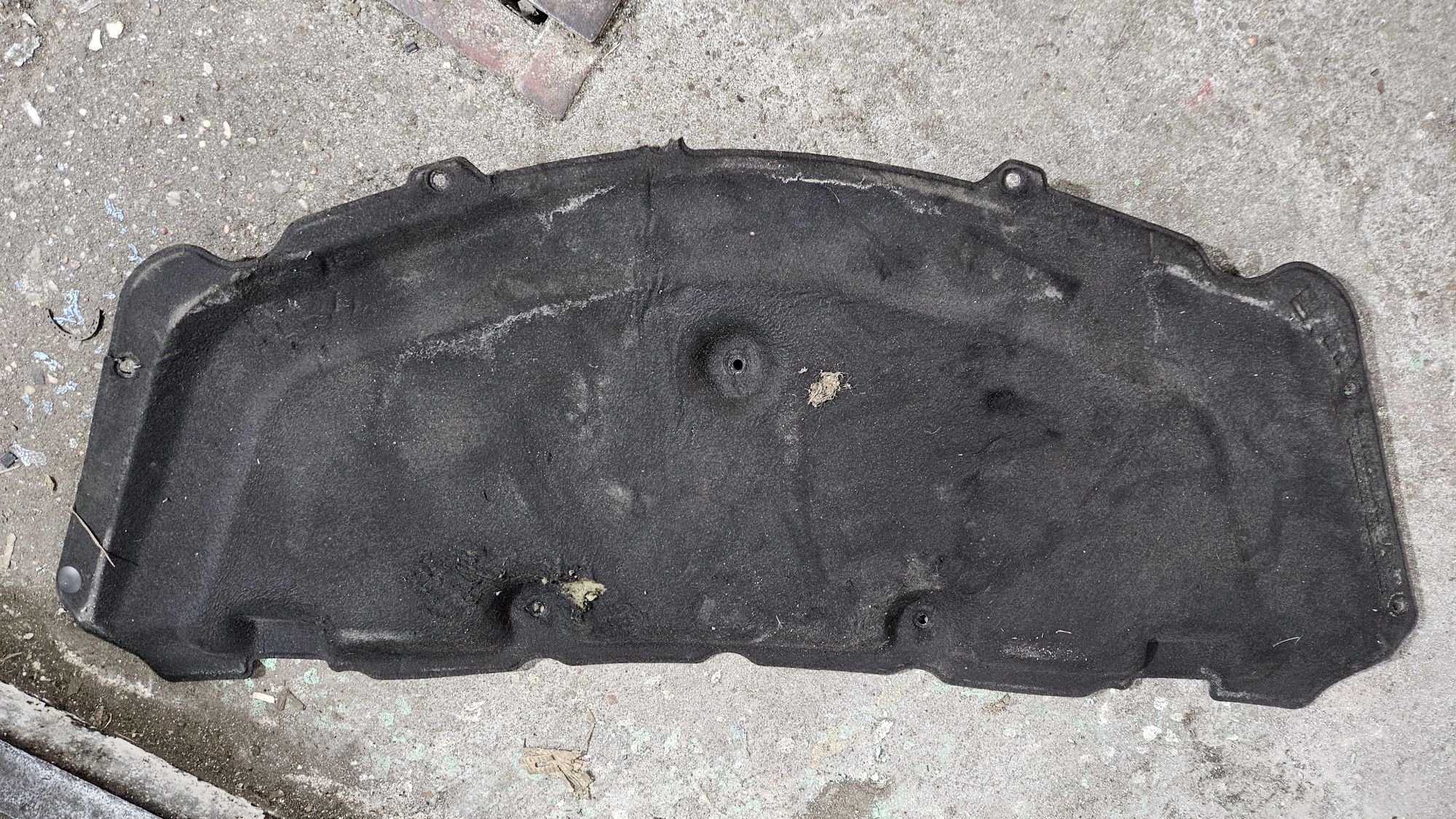 Wygłuszenie wygłuszka podbitka maski opel corsa d