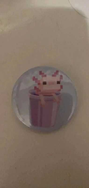 Przypinka axolotl Minecraft 37mm